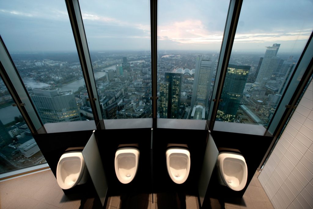 Commerzbank_Tower_Toiletten